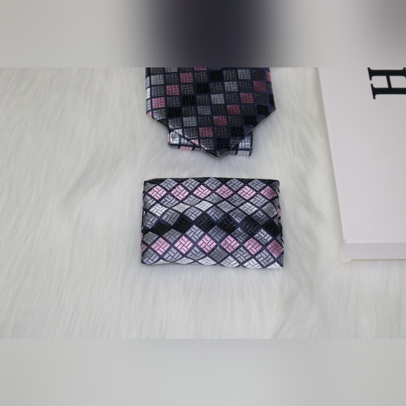 Hi-Tie, OS, Shaded Gray, Black, and Light Pink - Picture 4 of 6